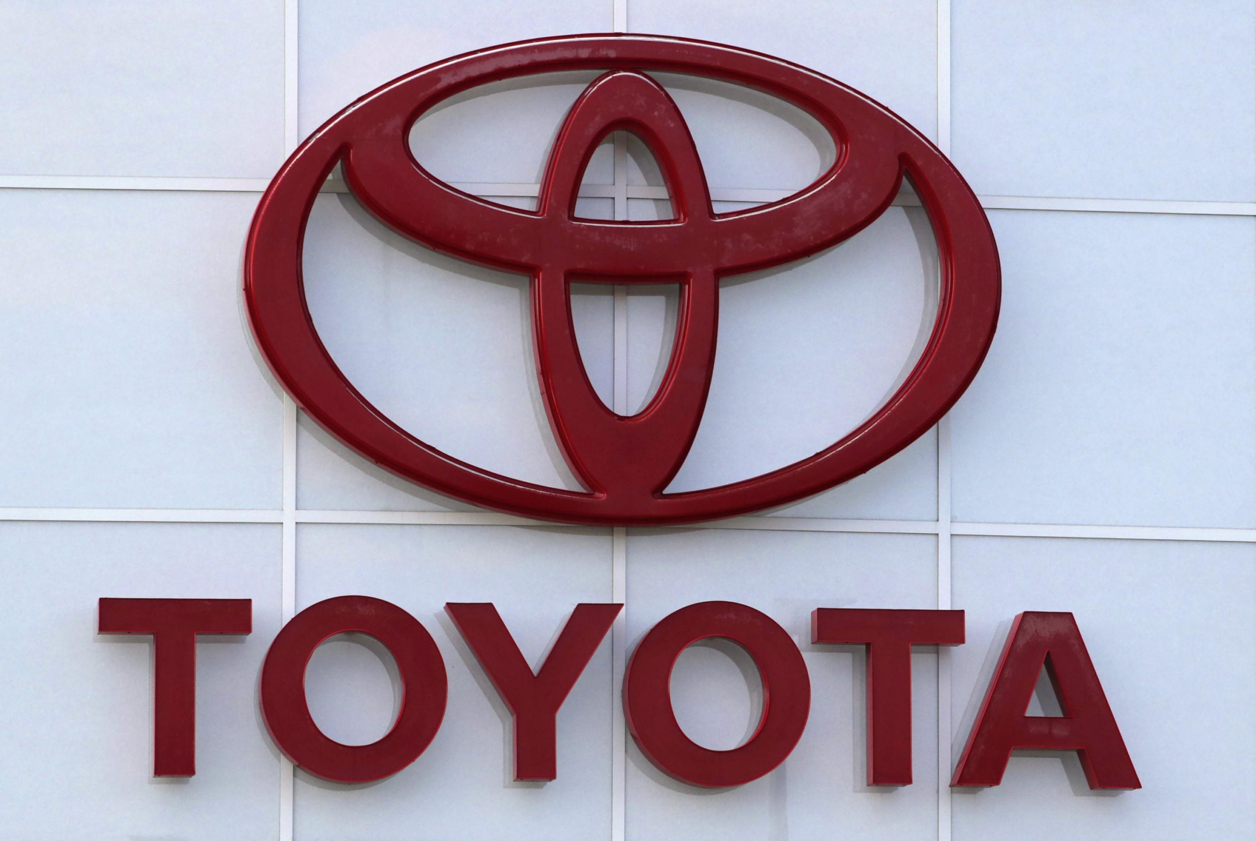 Japan's Toyota adds 'kei' makers to technology partnership - Associated Press